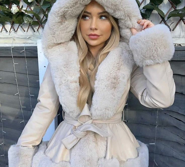 GlamGodess - Fur Coat